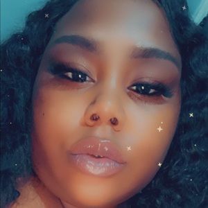 Meet your Posher, Shoean